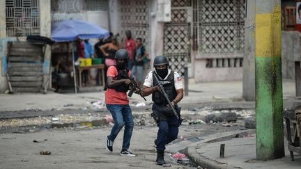 HAITI -VIOLENCES:PLUS DE 1500 MORTS DEPUIS LE DÉBUT DE L'ANNÉE .