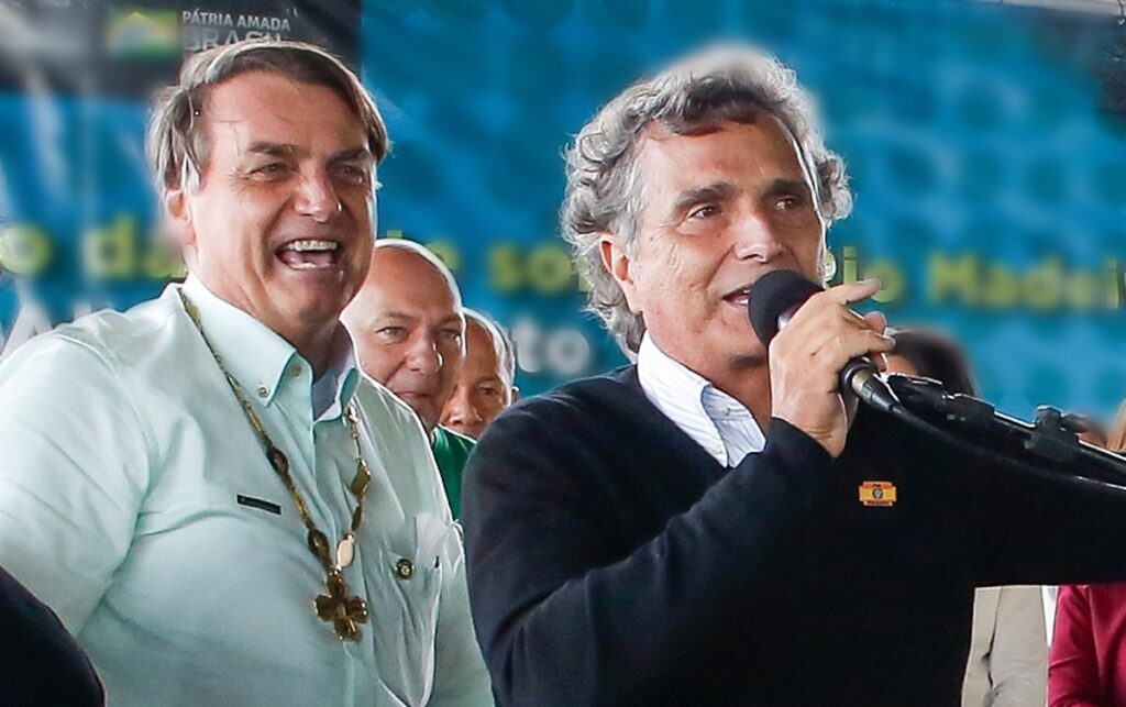 L' ANCIEN PRÉSIDENT DU BRÉSIL JAIR BOLSONARO DANS LA TOURMANTE APRÈS AVOIR DÉTECTÉ LES CADEAUX OFFICIELS DANS LA FERME D'UN EX-PILOTE ..